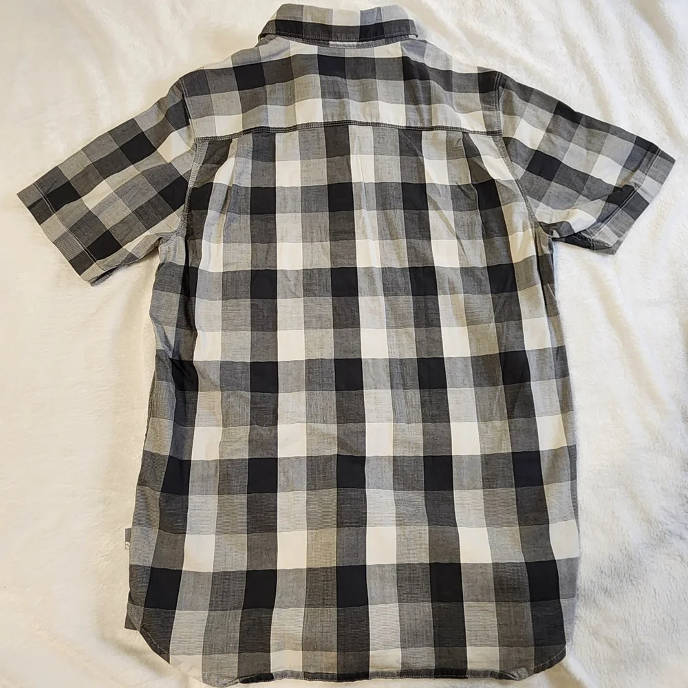 The North Face Short Sleeve Button Up, Black and‎ White Plaid, EUC, Size Small